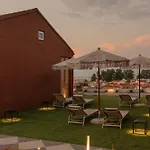 Lumora Kávos